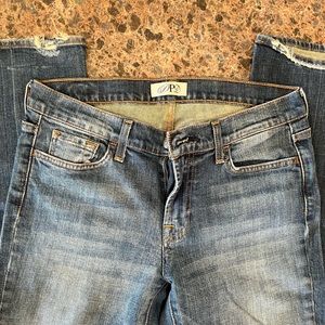 Express jeans P branding used